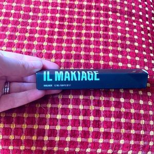 IL MAKIAGE Inkliner in black